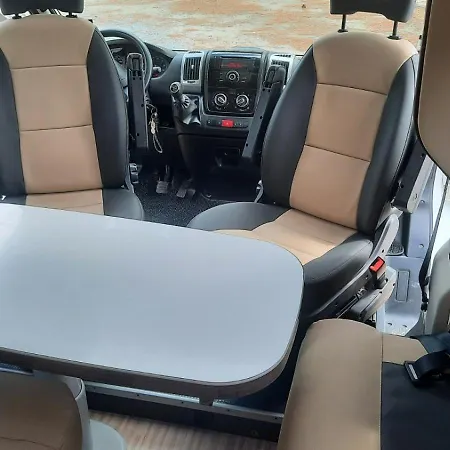 Explorer The World Campeggio